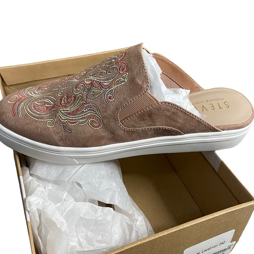 Steve Madden Natural Comfort Lora Embroidered Slip On Mule Clogs 9